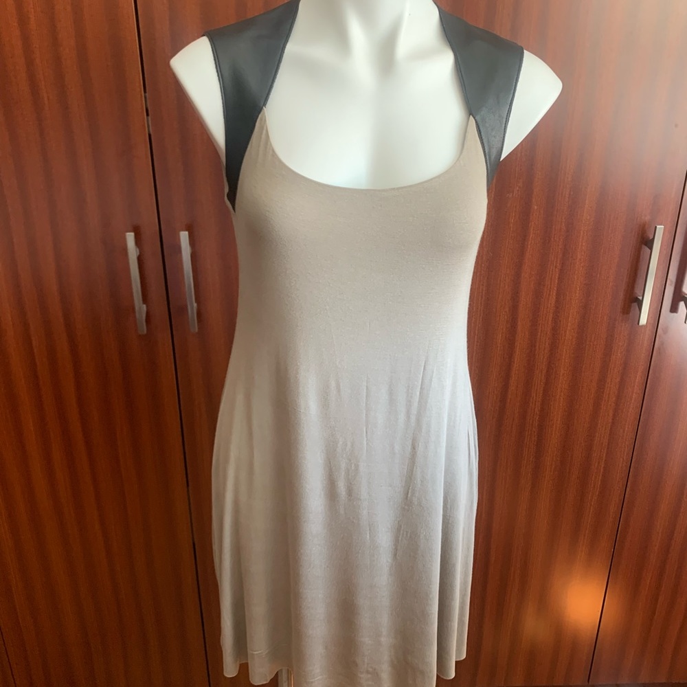 BAILEY 44 mini Dress Size L(fit M). Made in USA. Never wore. Very soft fabric .
